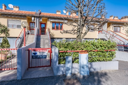 Foto Villa a schiera in VIA PIETRO REALI 12, Forlì Parco Urbano - Piscina