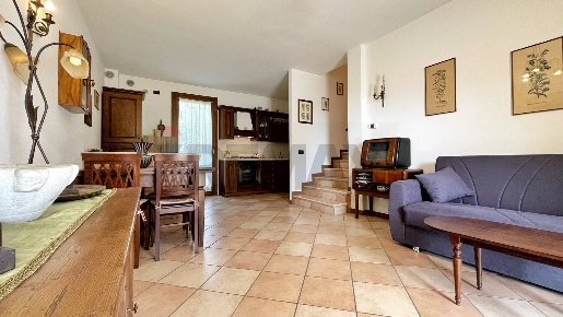 Foto Villa a schiera a Santa Maria di Sala Caselle di 96 m² con 4 locali