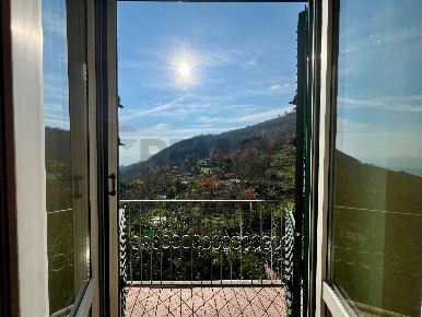Foto Appartamento in Via Vallone 49, Vietri sul Mare Dragonea di 104 m²