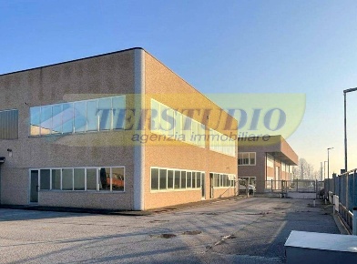 Foto Capannone industriale in Viale del commercio SN, Bellusco Bellusco II