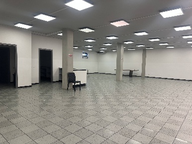Foto Attività commerciale in via carlo del prete, Lucca Sant'Anna di 240 m²