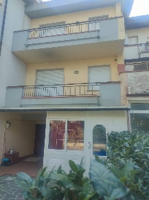 Foto Villa a schiera in Via Ungaretti Snc, Viareggio Torre del Lago