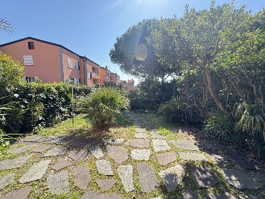 Foto Appartamento in via delle ginestre 1, Varazze Sant'Ambrogio di 135 m²
