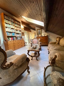 Foto Appartamento a Novara di 160 m² con 4 locali in vendita