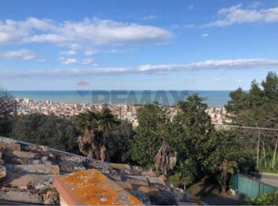 Foto Villa unifamiliare in Strada Comunale Chiappinello 25, Montesilvano