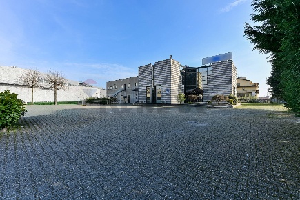 Foto Capannone industriale in Via Ungaretti 7, Cernusco sul Naviglio Centro