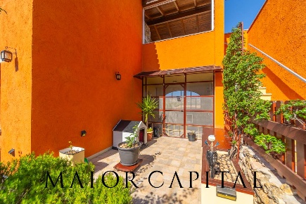 Foto Appartamento in Via Li Teggi, San Teodoro di 98 m² con 3 locali