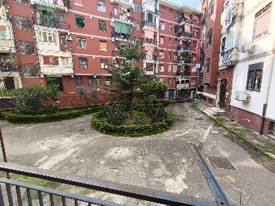 Foto Appartamento in Via dell'Epomeo 481, Napoli Soccavo di 90 m²