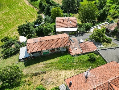 Foto Case semi ndipendenti in Strada della Villa 48, Tizzano Val Parma