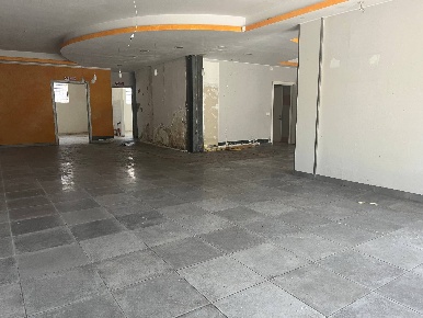 Foto Attività commerciale in via provinciale vicarese 290, Vicopisano