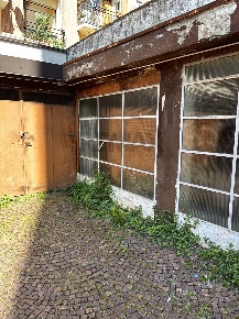 Foto Locale commerciale in Via Augusto Vanzetti 18, Milano Città Studi