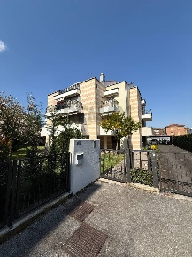 Foto Appartamento a Padova San Bellino - San Filippo Neri di 190 m²