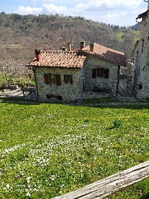 Foto Villa unifamiliare in località compito 9, Chiusi della Verna Compito