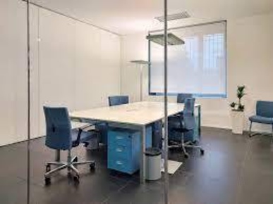 Foto Ufficio in via Aurelia SS 1, Camaiore Lido di Camaiore di 49 m²