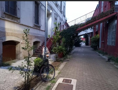 Foto Loft in Via Tucidide 56, Milano Ortica di 136 m² con 3 locali