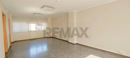 Foto Ufficio in Piazza della Libertà 22, San Giovanni Valdarno di 58 m²