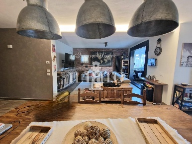 Foto Appartamento a Campi Bisenzio Centro di 130 m² con 5 locali in vendita