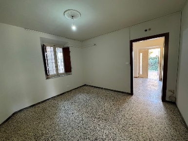Foto Casa indipendente a Lucca Montuolo di 180 m² con 7 locali in vendita