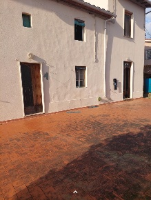 Foto Appartamento a Santa Croce sull'Arno Staffoli di 145 m² con 6 locali