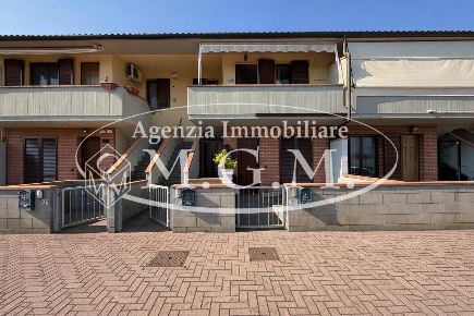 Foto Appartamento a Cascina Gello, Pardossi di 64 m² con 3 locali