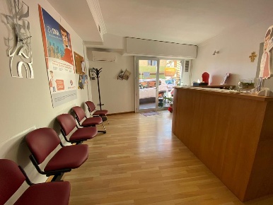 Foto Locale commerciale in Via Francesco Breschi 28, Anzio Centro Storico