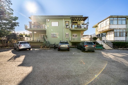 Foto Appartamento in Viale Della Resurrezione, Palermo di 187 m² in vendita