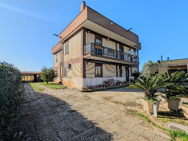 Foto Villa unifamiliare in Via Granieri 56, Nettuno Ponserico, Cretarossa