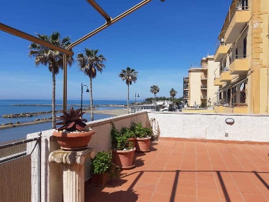 Foto Appartamento in Via Licia 22, Anzio Centro Storico di 50 m² in affitto