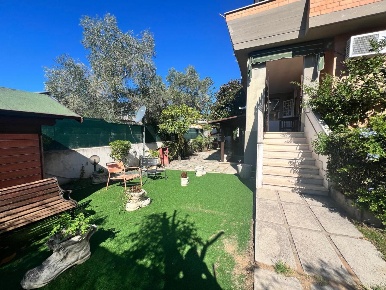 Foto Appartamento in Via delle Ninfe 16, Anzio Villa Claudia di 120 m²