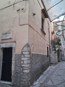 Foto Appartamento a Vico del Gargano di 200 m² con 6 locali in vendita