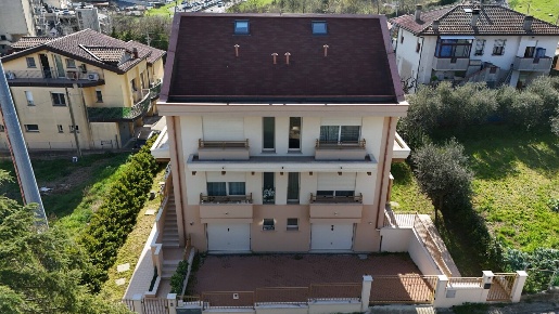 Foto Villa a schiera a Rimini Santa Cristina di 168 m² con 5 locali