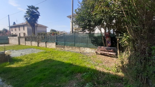 Foto Appartamento in Via Duca D'Aosta 10, Somma Lombardo Centro di 75 m²