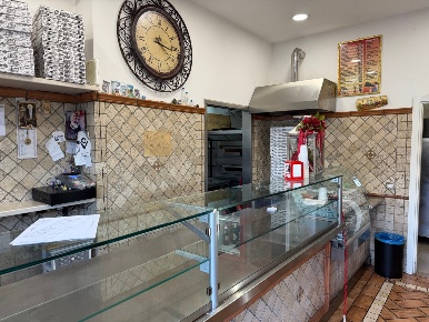 Foto Locale commerciale in Via Santa Maria 160, Nettuno Centro di 60 m²