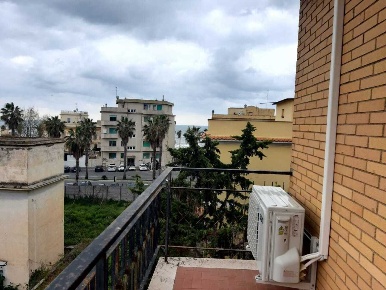 Foto Appartamento in Via Luigi Mazza 5, Anzio Centro Storico di 80 m²