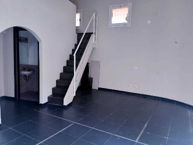 Foto Locale commerciale in Via Francesco Breschi 2, Anzio Centro Storico