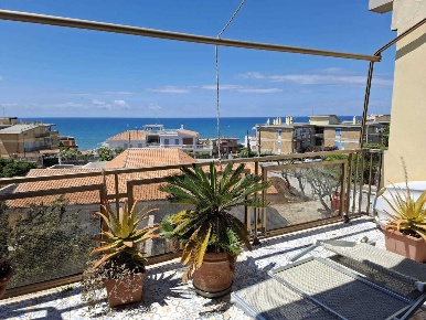Foto Attico in viale delle Nereidi 31, Anzio Lavinio Mare di 70 m²