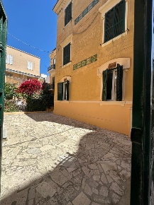 Foto Appartamento in Via Padre Lombardi 14, Anzio Centro Storico di 85 m²