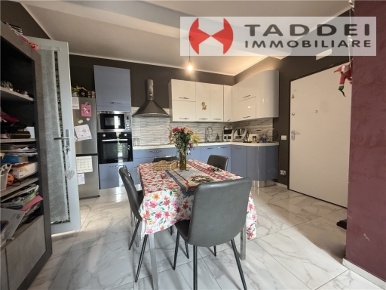 Foto Appartamento in VIA DI SCANDICCI 220, Firenze Soffiano di 75 m²