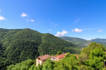 Foto Casa indipendente in Via Monte Tellero 22, Ponna Ponna Superiore
