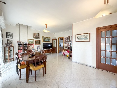 Foto Villa unifamiliare in Via RIPUARIA 48, Giugliano in Campania Varcaturo