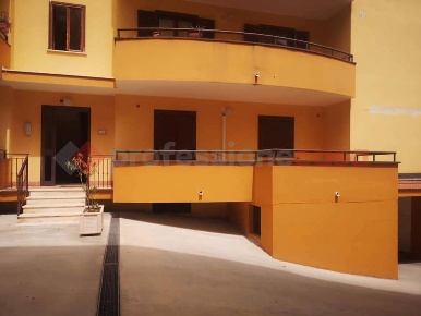 Foto Appartamento in Via Arbustella 0, Vitulazio di 120 m² con 5 locali