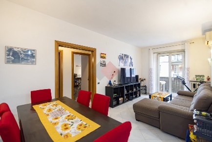 Foto Appartamento in Piazza della Radio 7, Roma Marconi di 85 m² in vendita