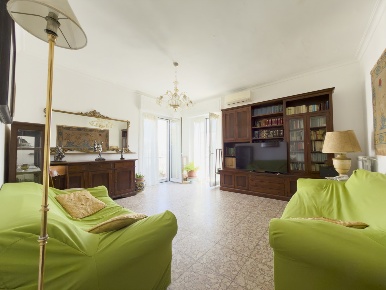 Foto Appartamento in Via GIOVANNI CAPURRO 13, Napoli Posillipo di 109 m²