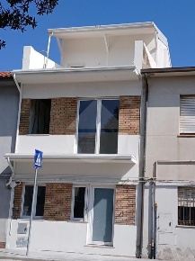 Foto Casa indipendente in via Colombo, Civitanova Marche di 136 m²
