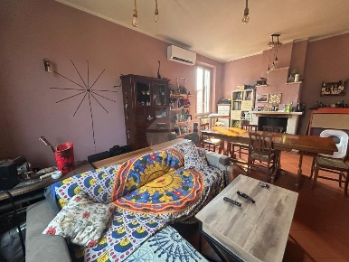 Foto Appartamento in via montalese, Pistoia di 160 m² con 5 locali
