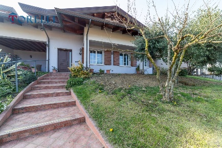 Foto Villa unifamiliare a Cesenatico di 373 m² con 6 locali in vendita