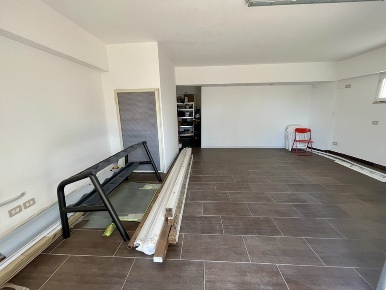 Foto Negozio in Viale laboccetta, Reggio di Calabria di 55 m² con 2 locali
