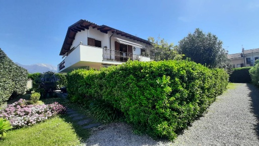 Foto Appartamento a Seravezza Vaiana di 70 m² con 5 locali in vendita
