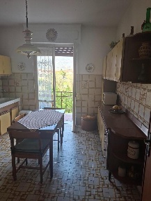 Foto Appartamento a Luni Casano Dogana Isola di 85 m² con 4 locali