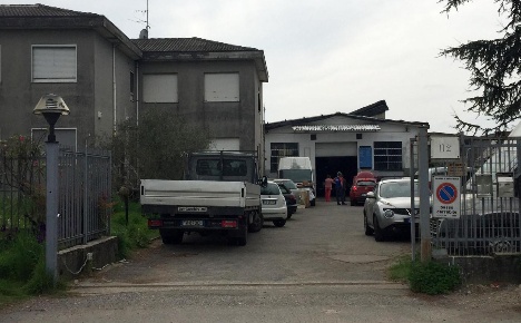 Foto Laboratorio a Gorgonzola di 434 m² con 4 locali in vendita